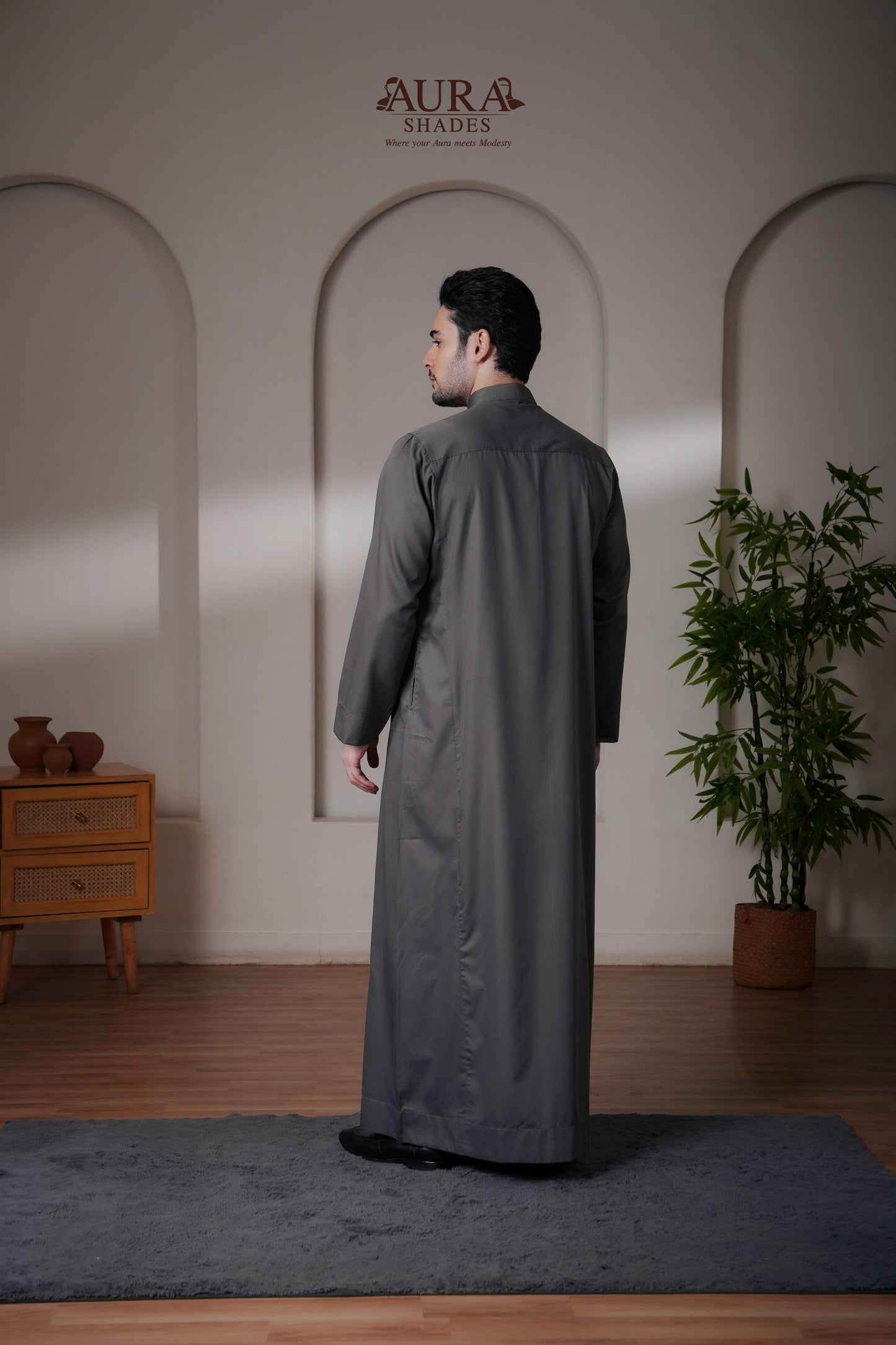 Saudi Thobe – Charcoal Grey