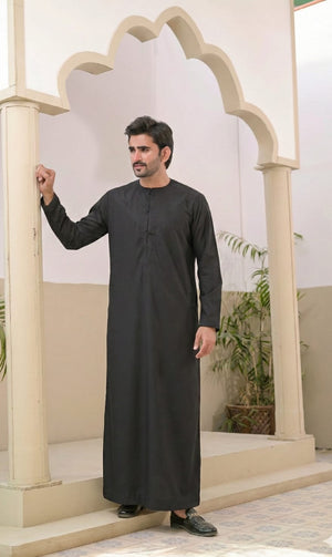 Emirati Essential Thobe Black